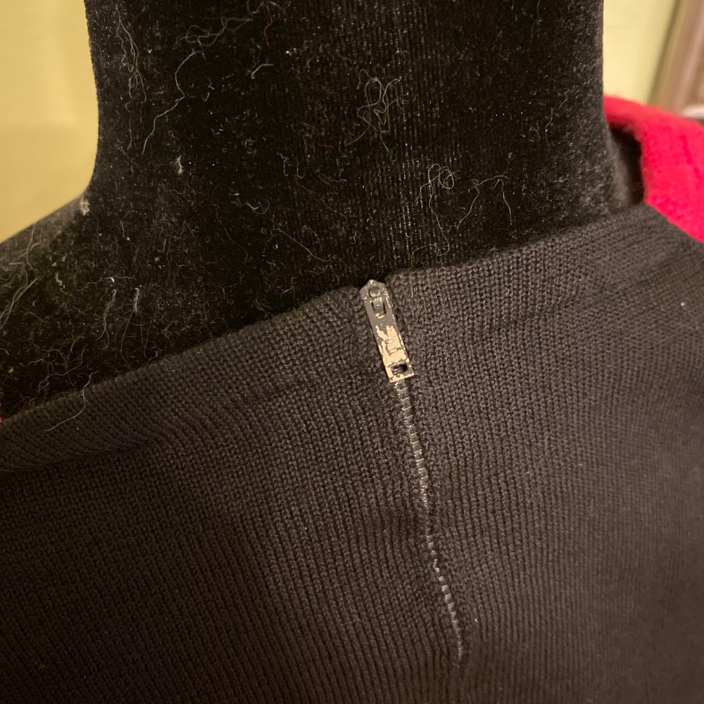 Vintage Italian “Damon ITALY” Sweater – Black with Red Trim - Picture 5 of 7